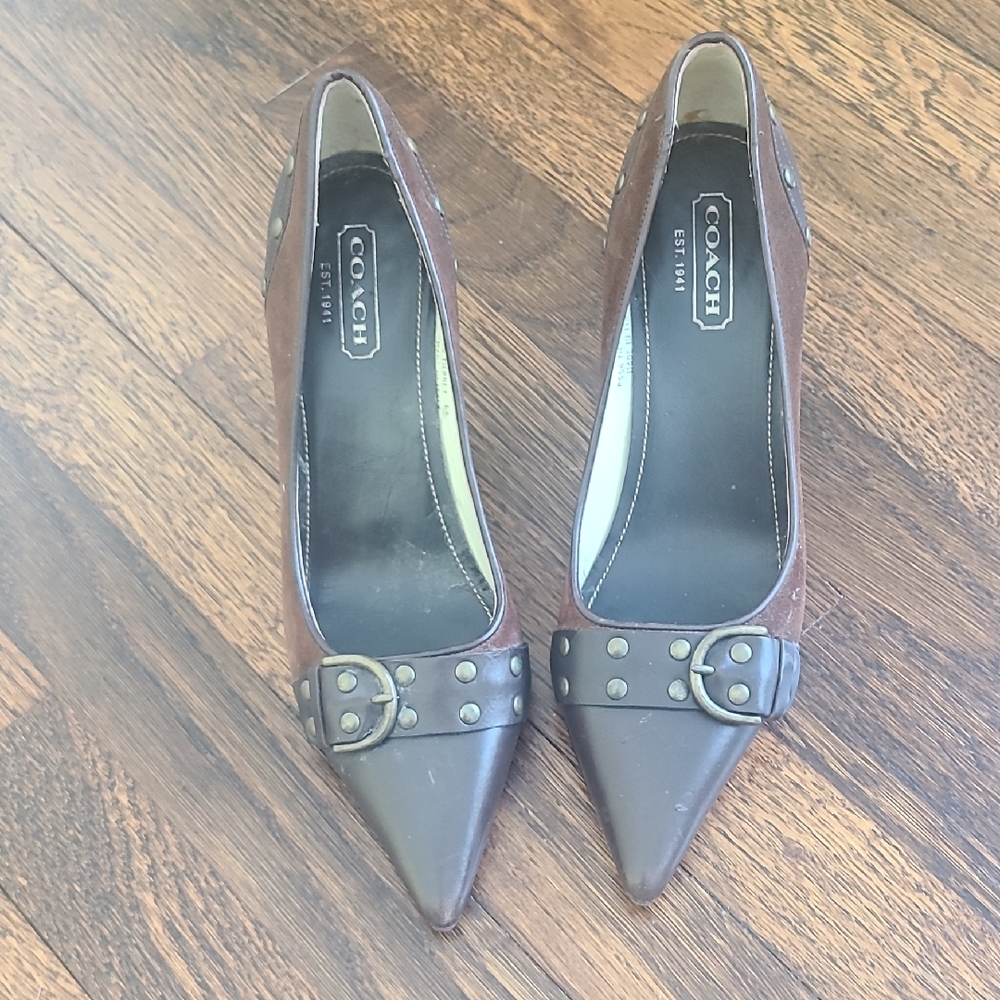 Coach Women's Brown Leather Pumps